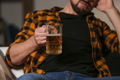 Пивной алкоголизм в Абатском
